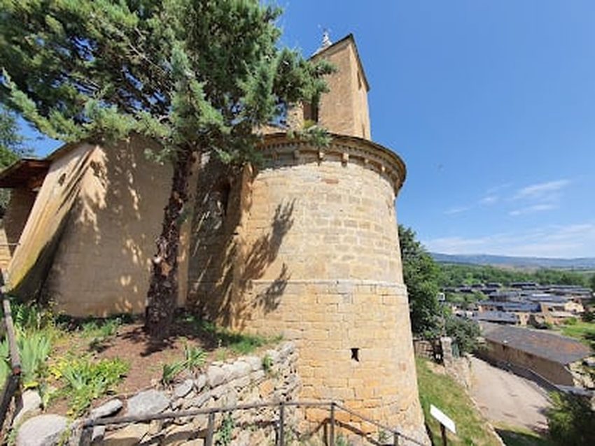 Iglesia de Sant Pere d'Olopte