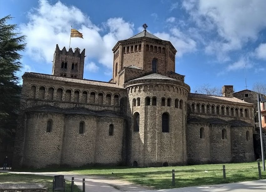 Antiguo monasterio de Santa Maria de Ripoll