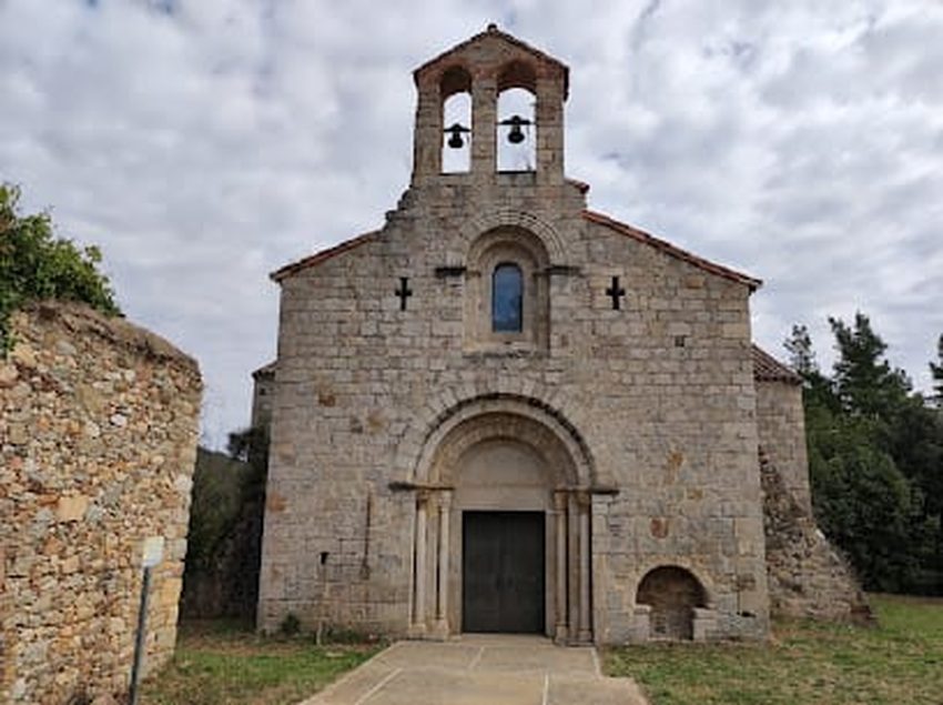 Iglesia canonical de Sant Pere de Cercada
