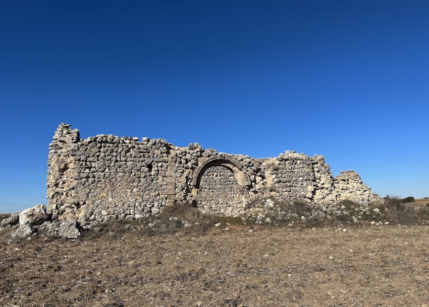 Iglesia de Santa María (despoblado de La Golosa)