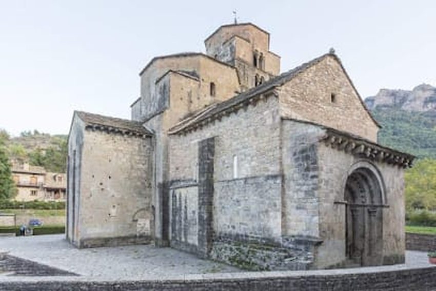 Iglesia de Santa María