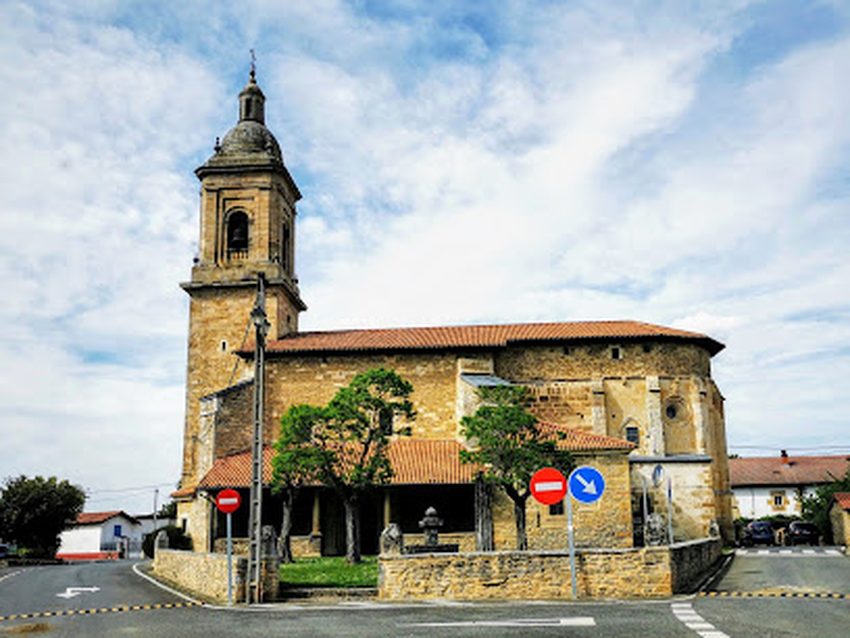 Iglesia de San Julián y Santa Basilisa / San Julian eta Santa Basilisa eliza