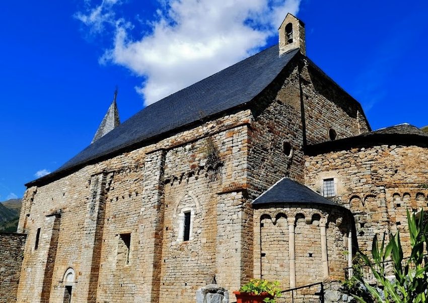 Iglesia de Santa María de Cap d'Aran de Tredòs