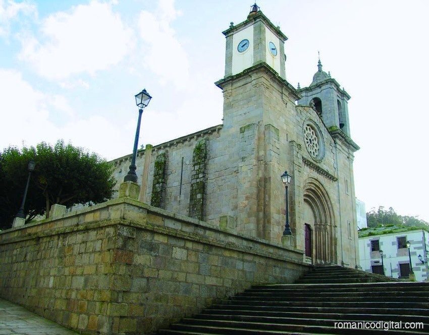 Iglesia de Santa María do Campo