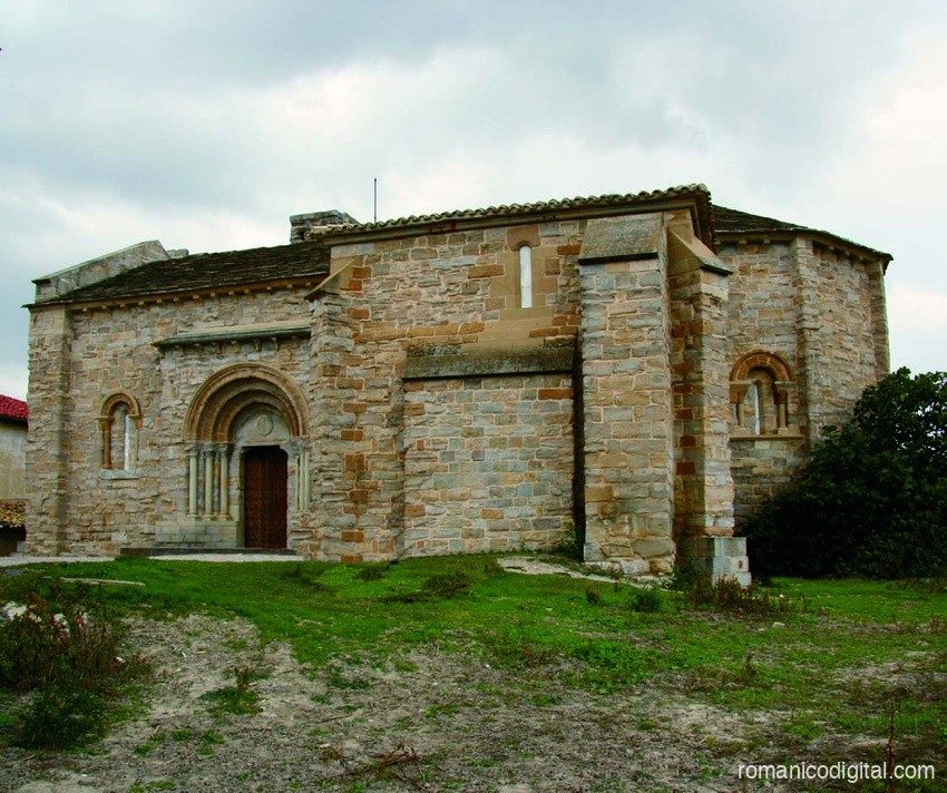 Iglesia de San Miguel Arcángel / Iglesia Sanjuanista