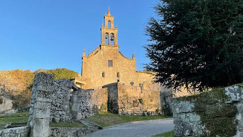Iglesia de Santa María de Vilanova