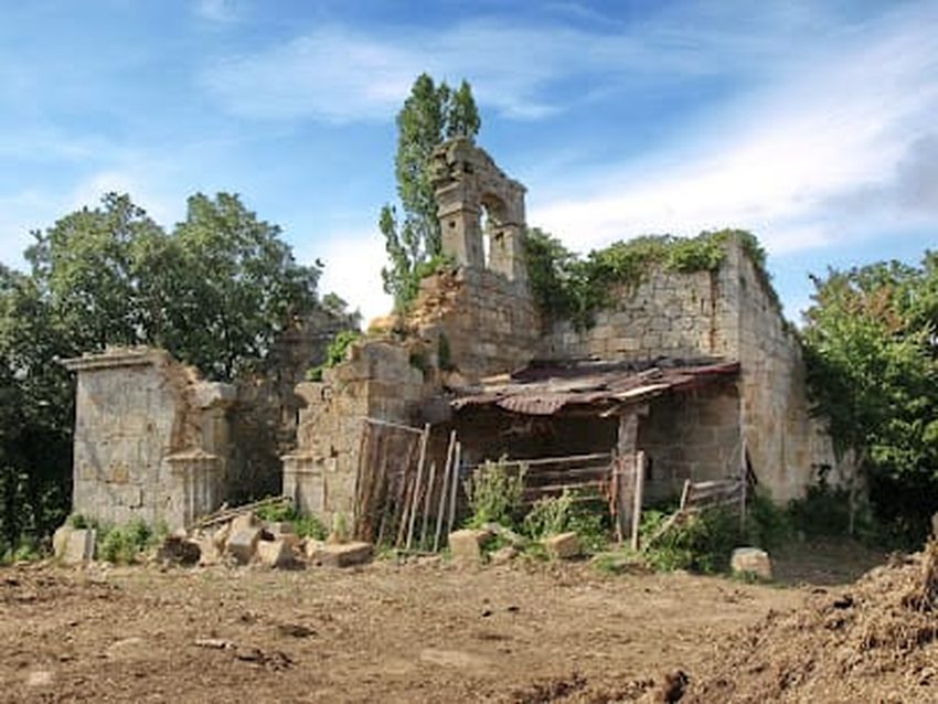 Iglesia en ruinas