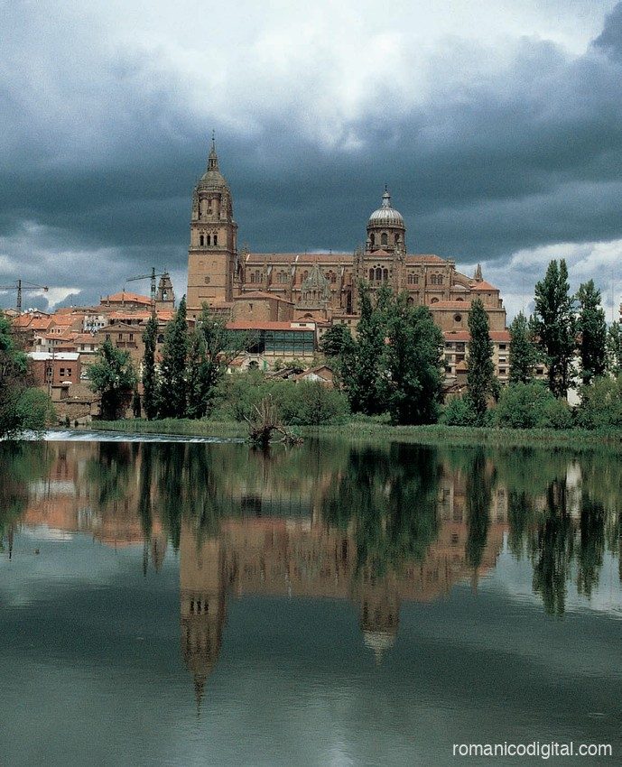 Catedral Vieja de Santa María de la Sede