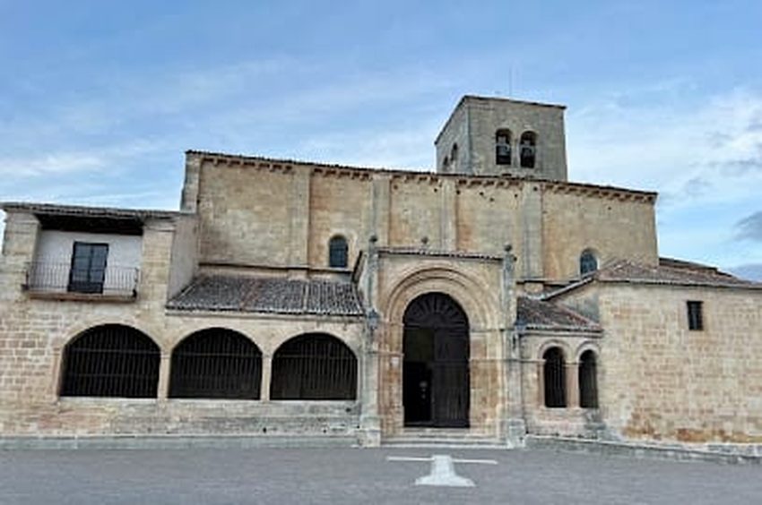 Iglesia de Santa María o Nuestra Señora de la Peña